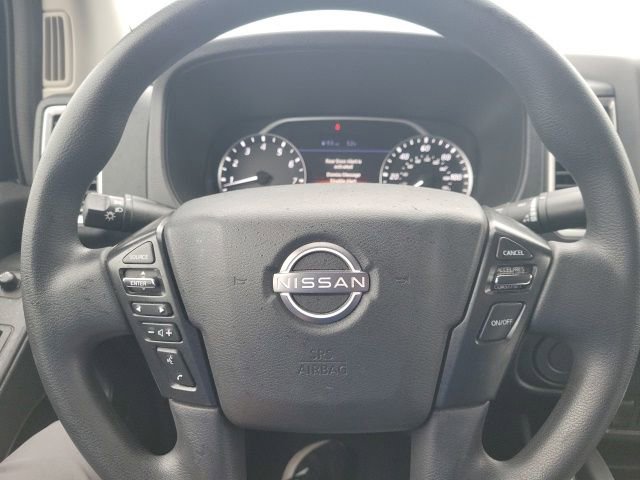 Used 2023 Nissan Frontier SV image 13