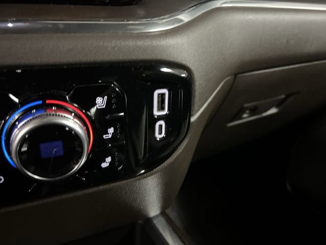 Certified 2024 GMC Sierra 1500 SLT w/ SLT Premium Package AWD/4WD image 34