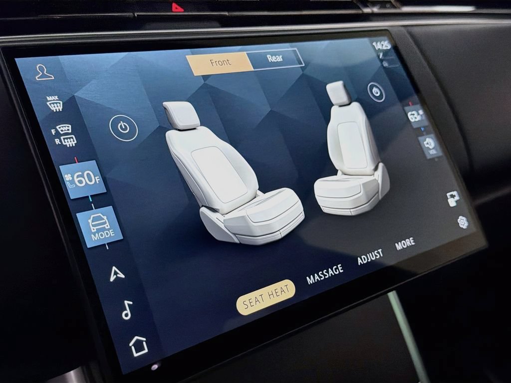 Certified 2025 Land Rover Range Rover SE AWD/4WD image 21