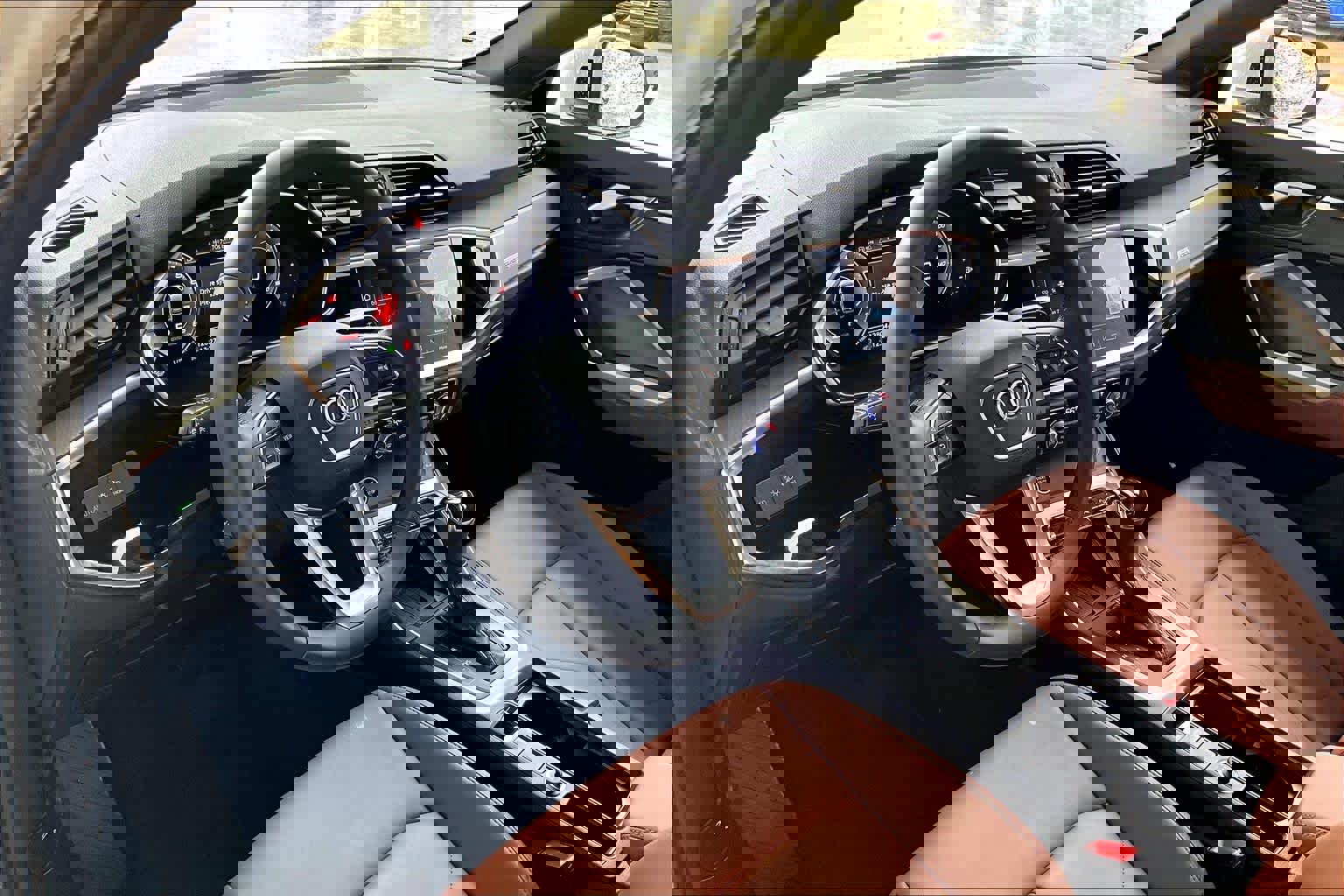 Used 2025 Audi Q3 2.0T Premium Plus image 18