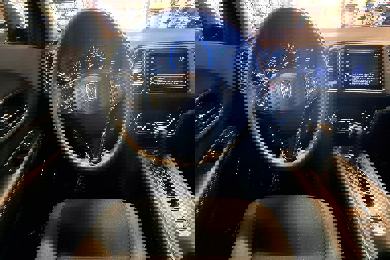 Used 2022 Honda HR-V EX image 6