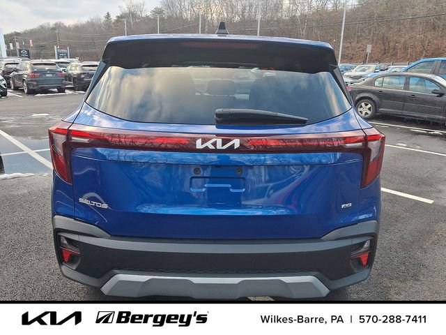 Certified 2024 Kia Seltos LX image 6