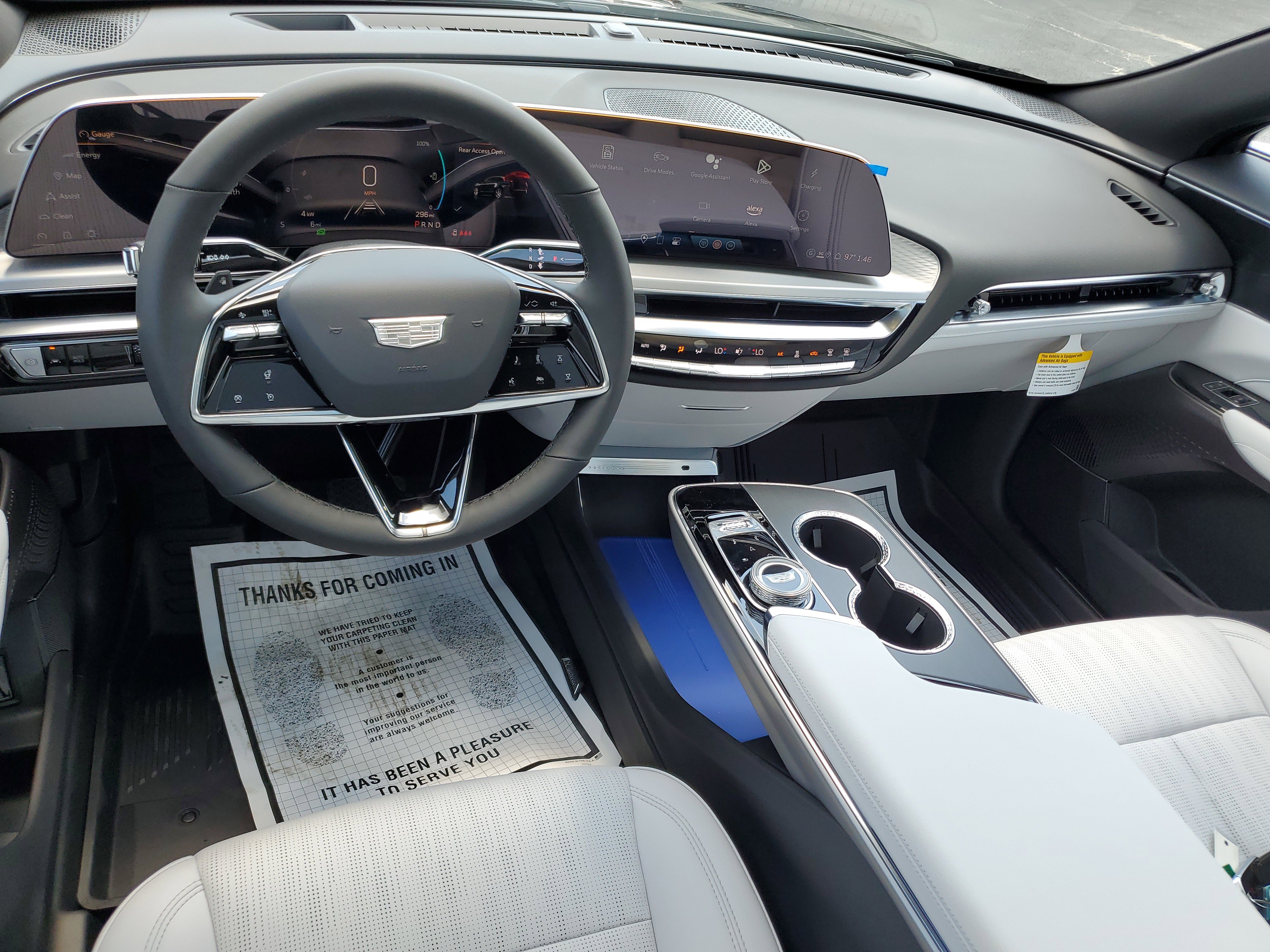 New 2025 Cadillac Lyriq Luxury image 7