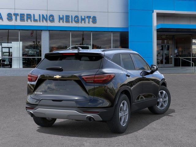 New 2026 Chevrolet Blazer LT w/ Convenience Package FWD image 4