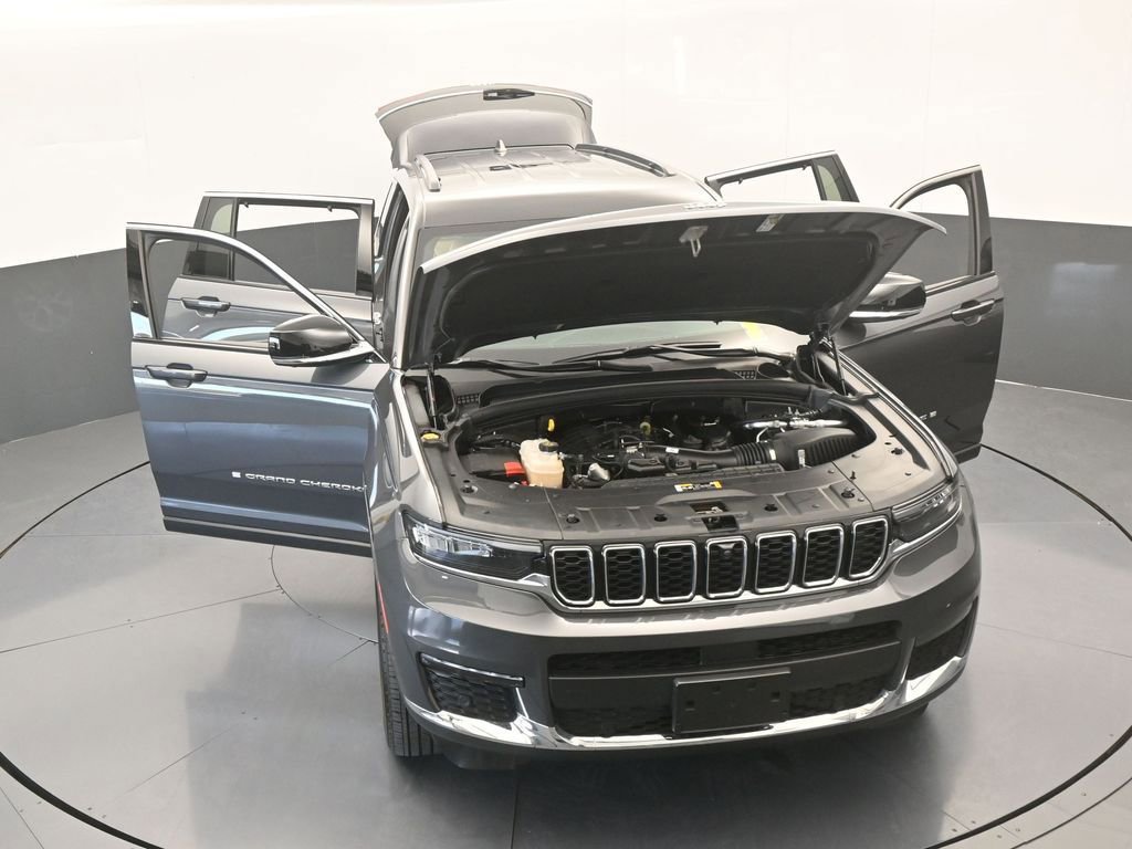 Used 2023 Jeep Grand Cherokee L Limited w/ Luxury Tech Group II AWD/4WD image 79