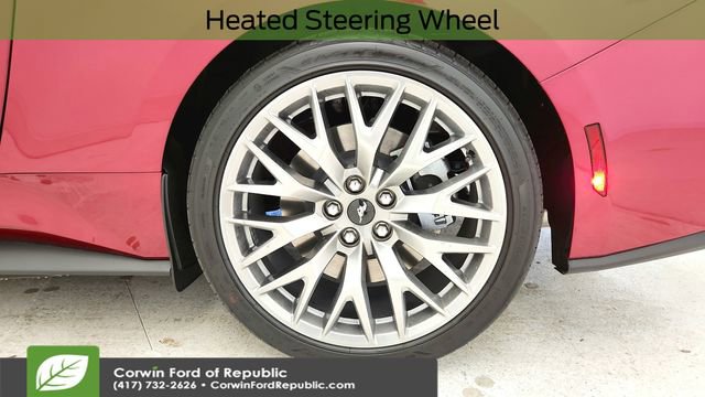 Used 2025 Ford Mustang GT Premium RWD image 12