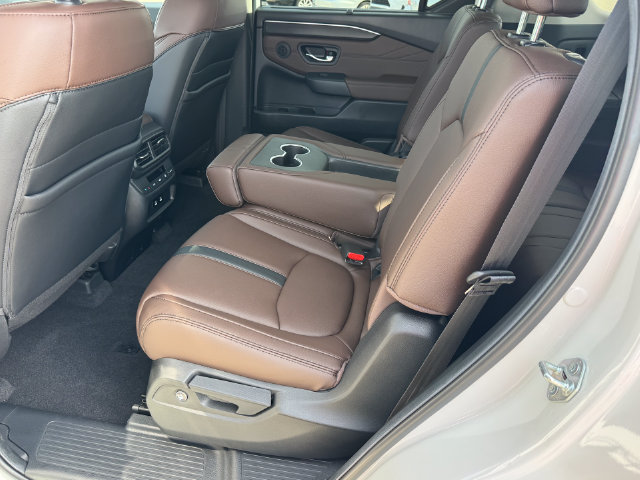 Certified 2026 Honda Pilot Touring image 17