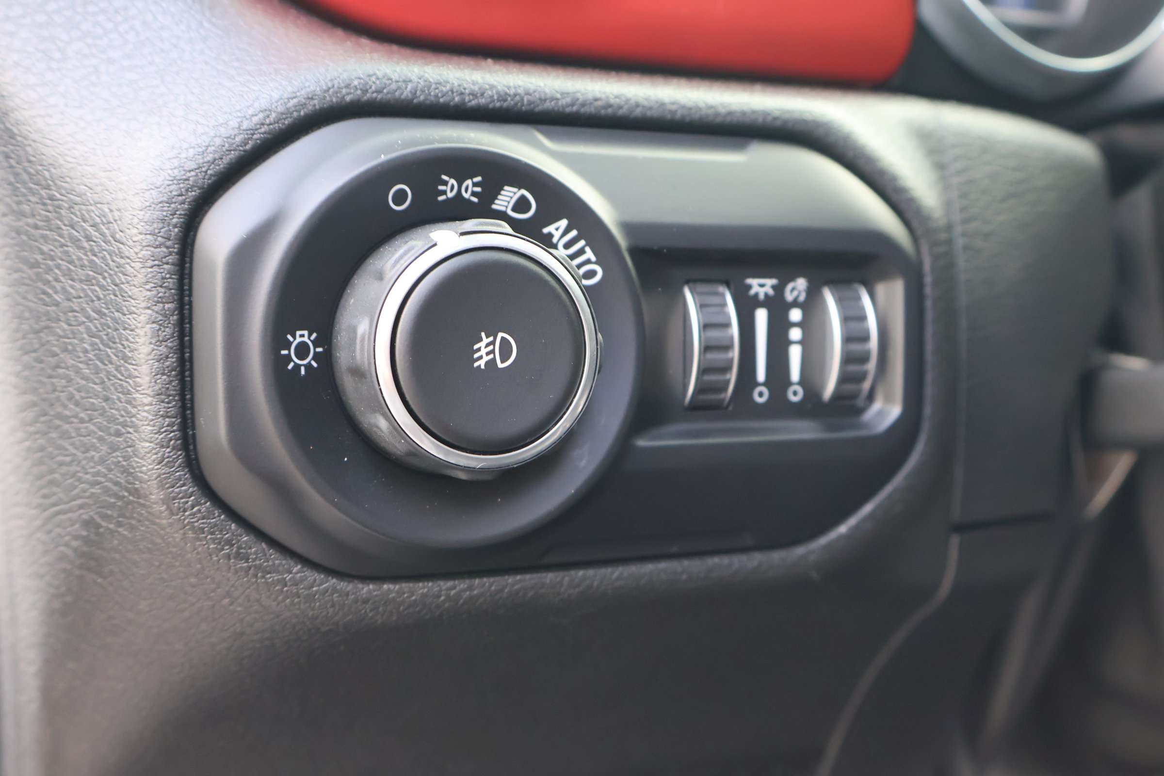 Used 2021 Jeep Wrangler Rubicon AWD/4WD image 18