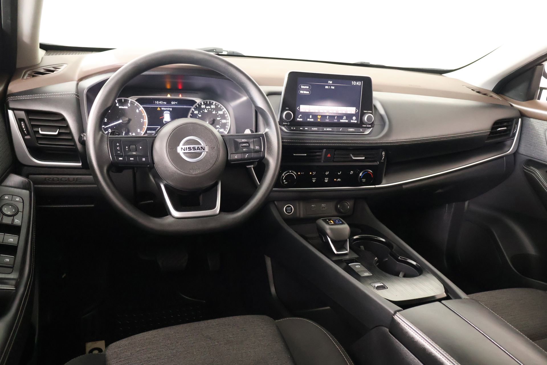 Used 2021 Nissan Rogue S FWD image 2