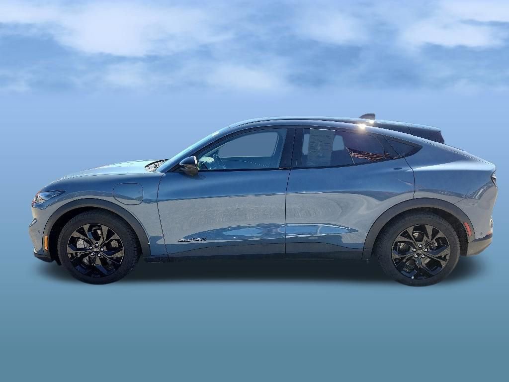 Used 2024 Ford Mustang Mach-E Select AWD/4WD image 4