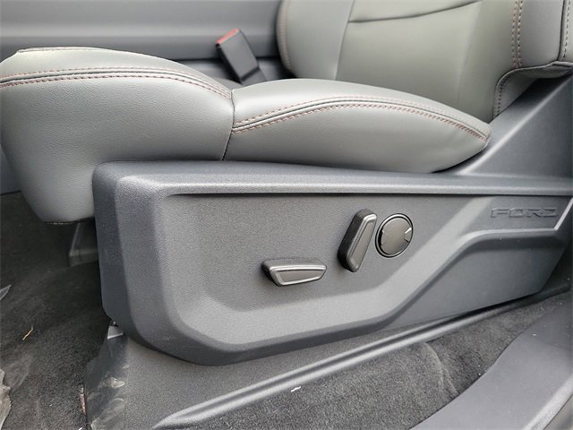 New 2025 Ford Expedition Max Active image 16