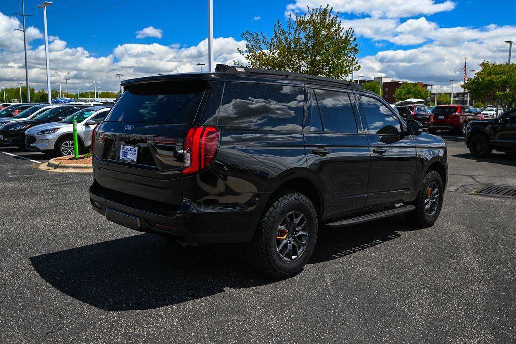 Used 2025 Ford Expedition Tremor AWD/4WD image 5