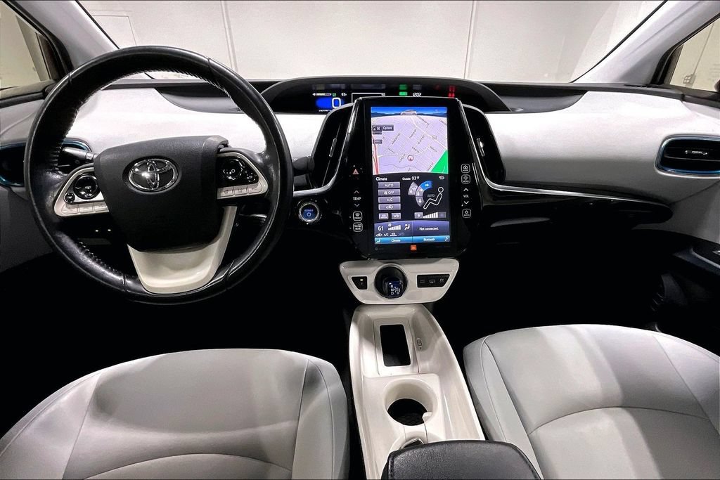 Used 2018 Toyota Prius Prime Advanced FWD image 17