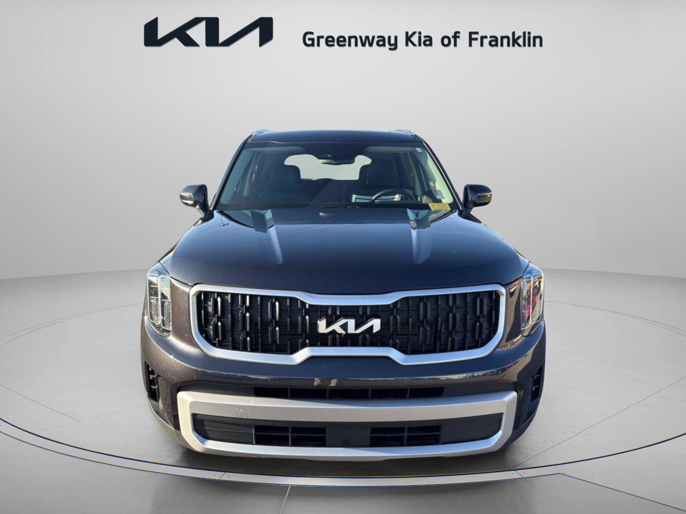 Used 2025 Kia Telluride EX image 2