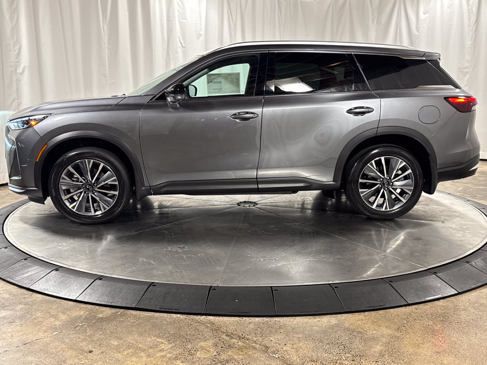 New 2027 INFINITI QX60 Luxe w/ Cargo Package AWD/4WD image 8