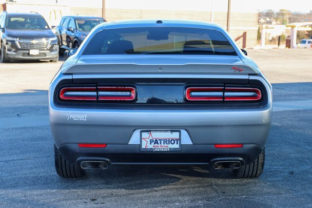 Used 2018 Dodge Challenger R/T image 4