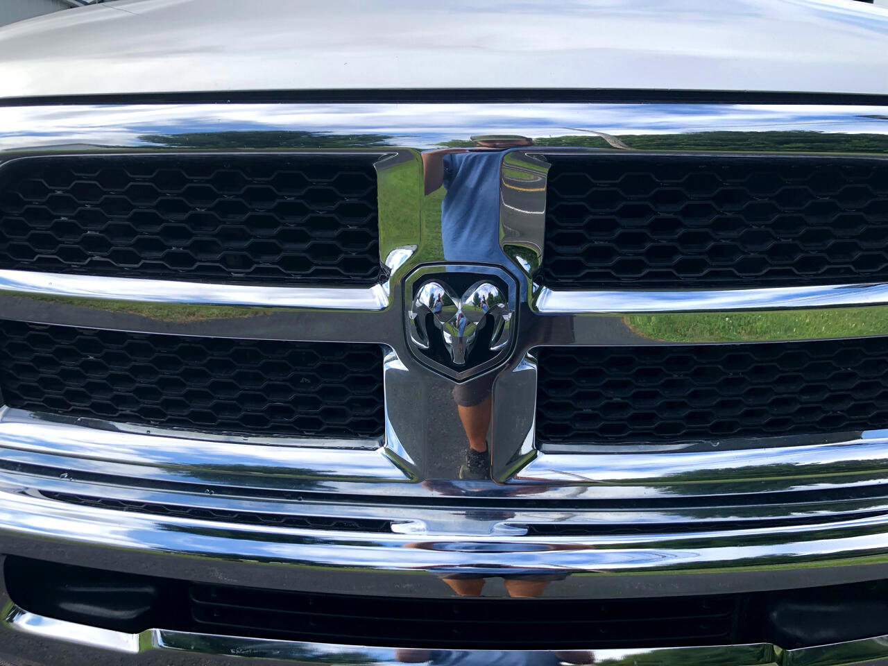 Used 2015 RAM 2500 SLT image 10