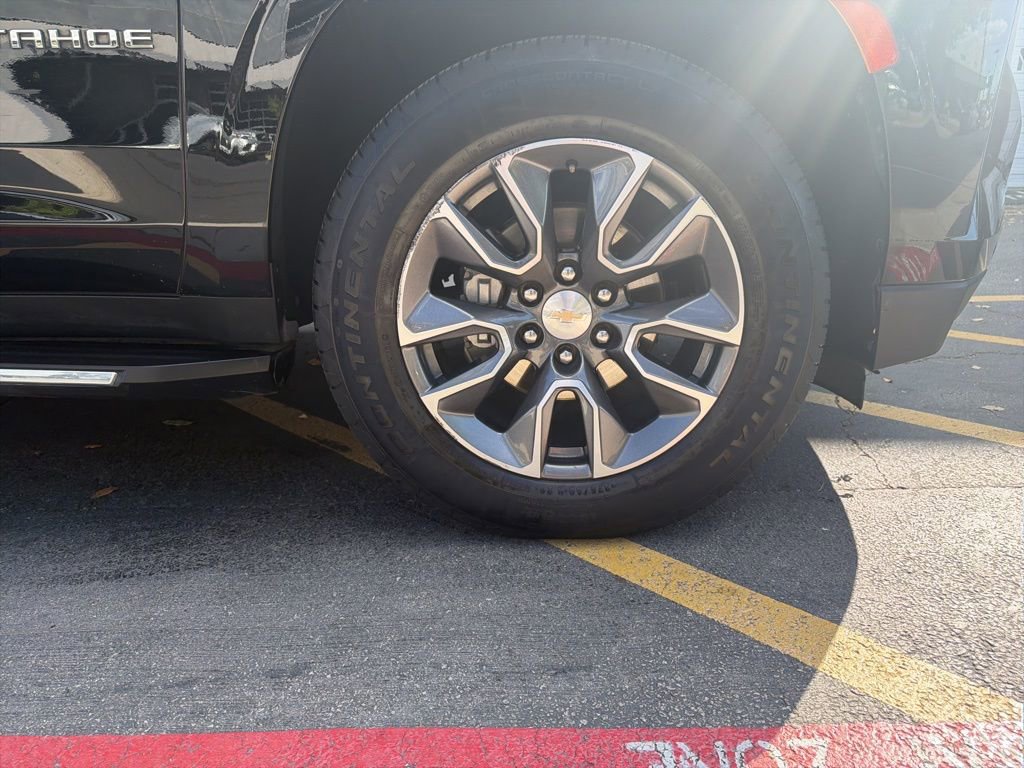 Used 2023 Chevrolet Tahoe LT w/ Luxury Package image 9