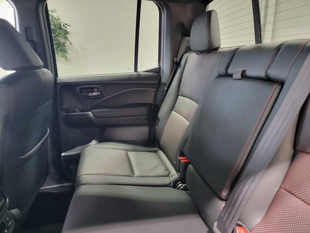 Certified 2024 Honda Ridgeline Black Edition image 14