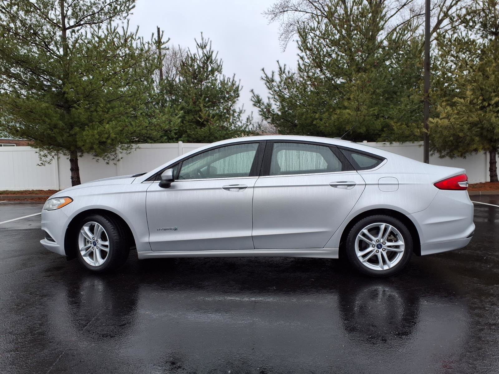 Used 2018 Ford Fusion S FWD image 25