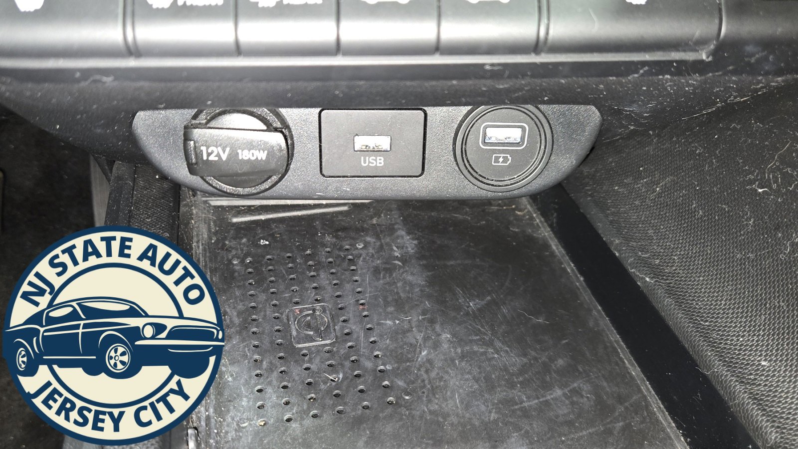 Used 2023 Hyundai Elantra SEL w/ Convenience Package image 15