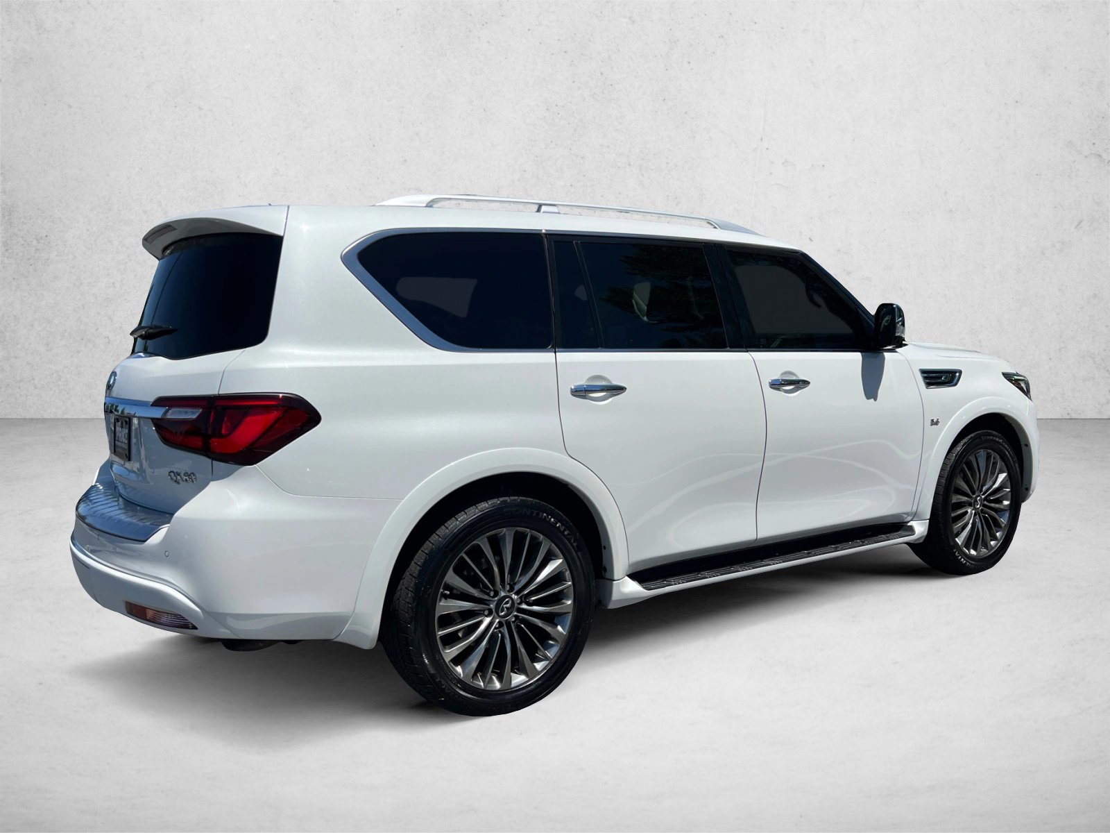 Used 2019 INFINITI QX80 Luxe w/ Proactive Package AWD/4WD image 5