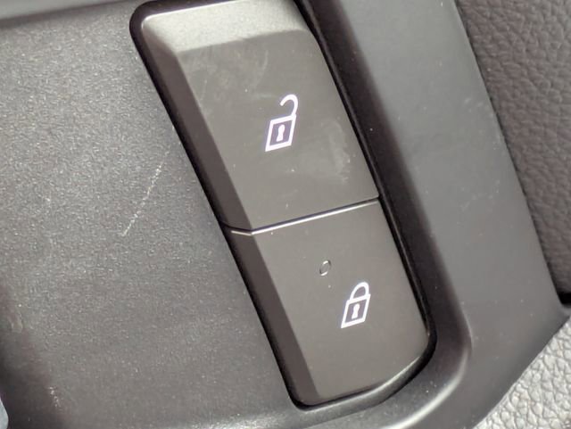 Certified 2025 GMC Acadia Elevation w/ Elevation Premium Package image 26