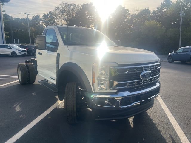 New 2026 Ford F550 4x4 Regular Cab Super Duty image 3
