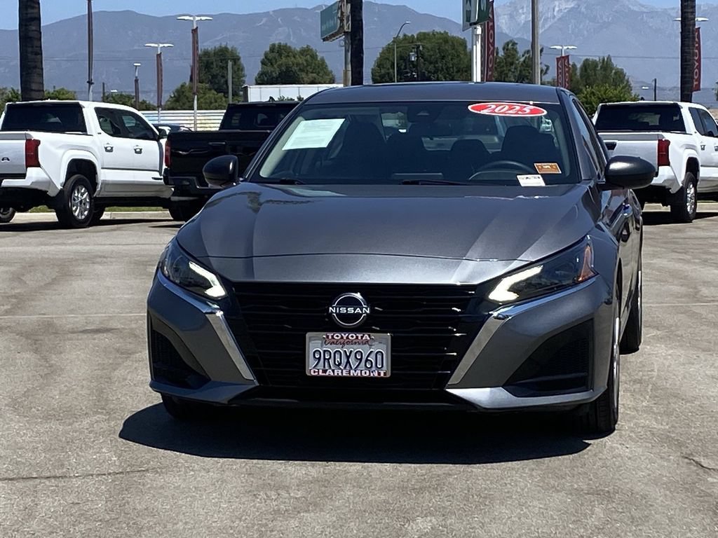 Used 2025 Nissan Altima 2.5 S FWD image 45