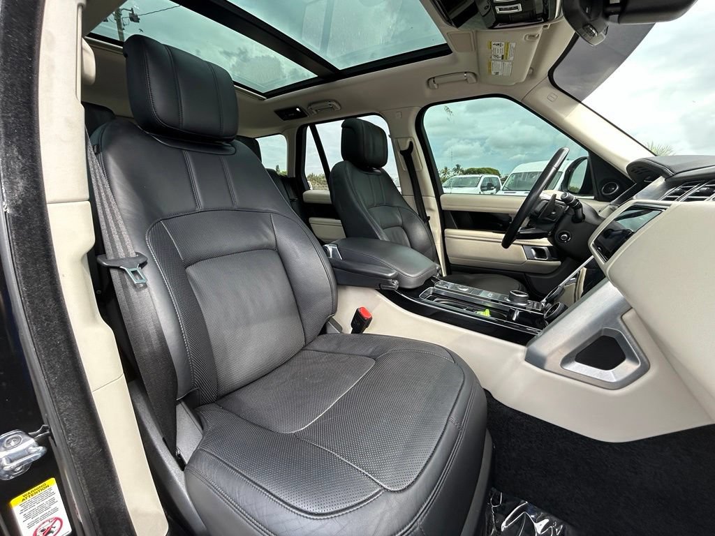 Used 2020 Land Rover Range Rover HSE AWD/4WD image 26
