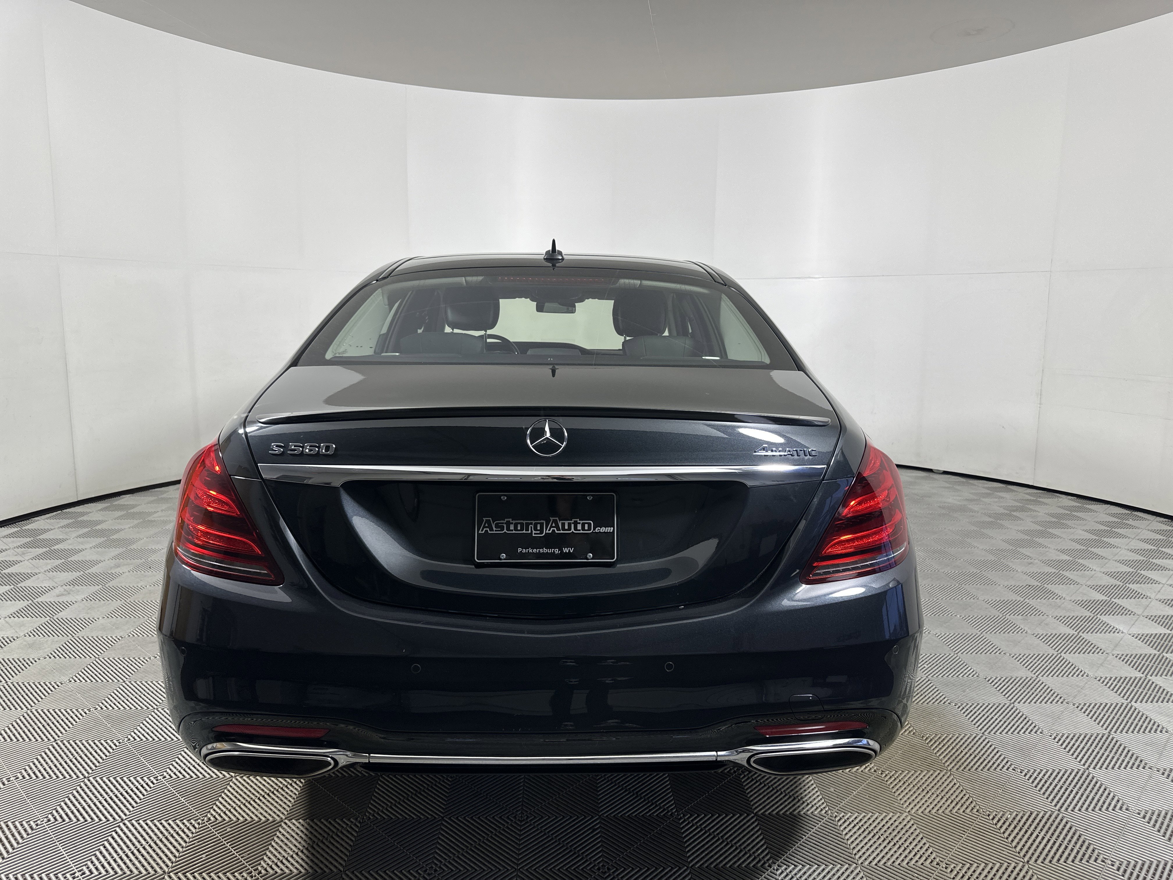Used 2020 Mercedes-Benz S 560 4MATIC Sedan image 6