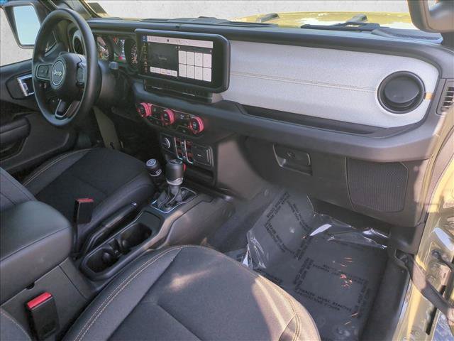 Used 2025 Jeep Wrangler Unlimited Sport AWD/4WD image 20