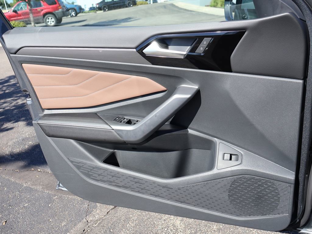 New 2026 Volkswagen Jetta SEL image 36