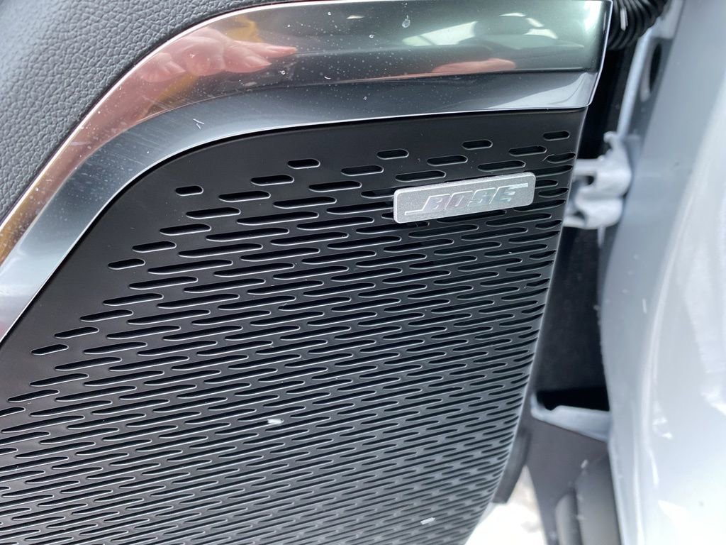 New 2026 GMC Acadia Elevation image 12