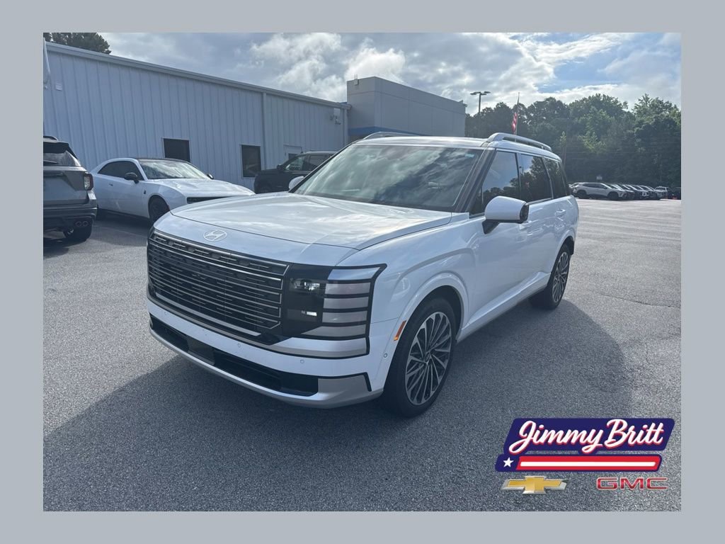 Used 2026 Hyundai Palisade Calligraphy FWD image 1
