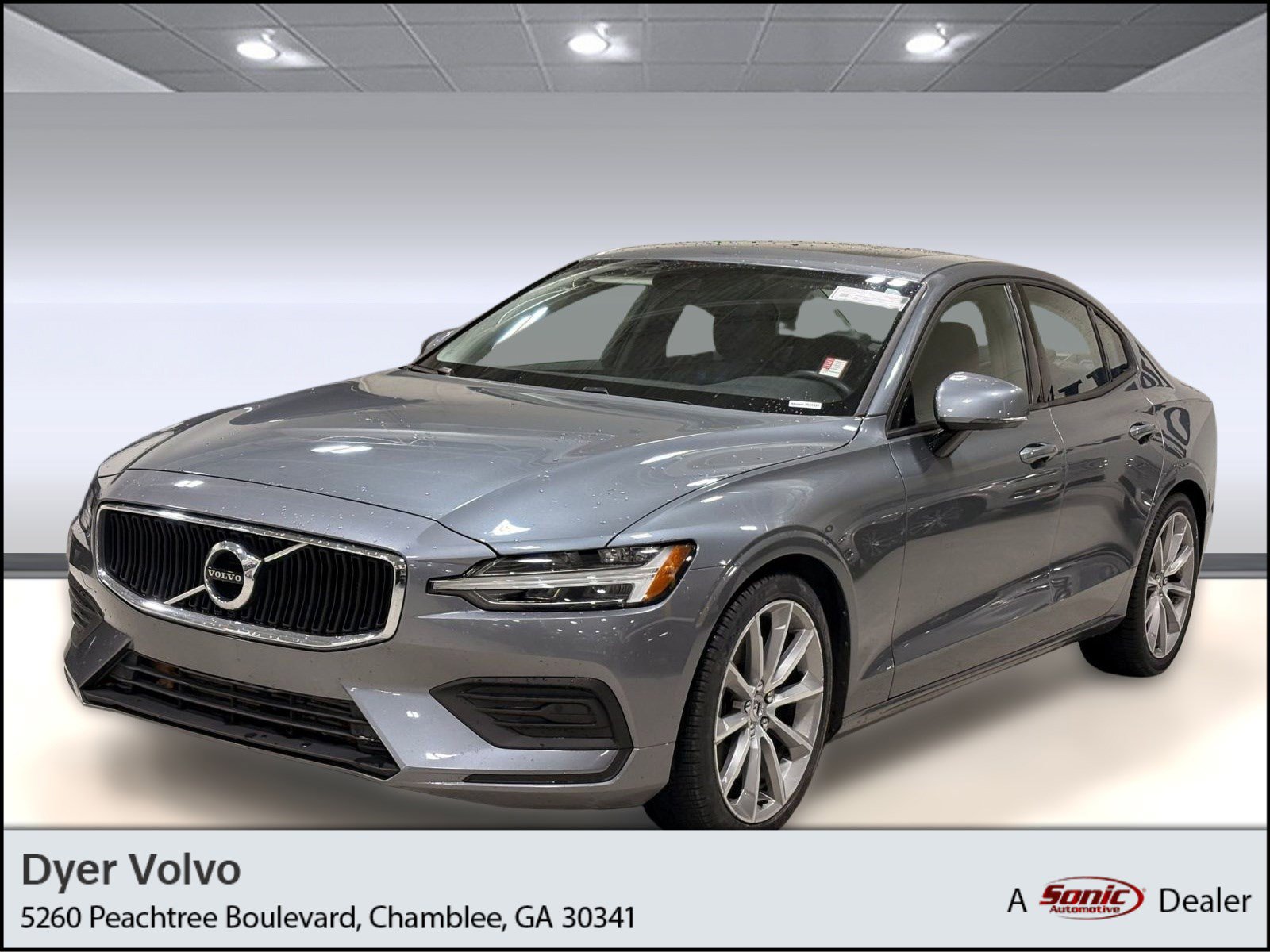 Used 2019 Volvo S60 T5 Momentum w/ Multimedia Package