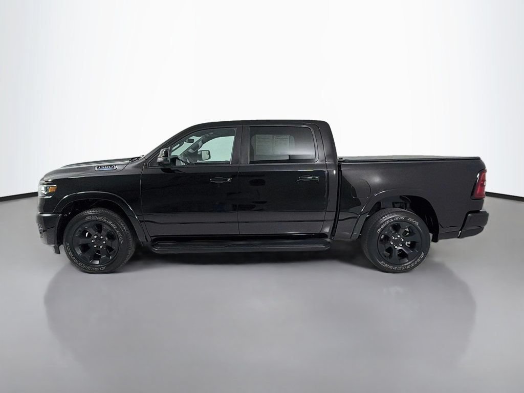 Used 2025 RAM 1500 Big Horn AWD/4WD image 4