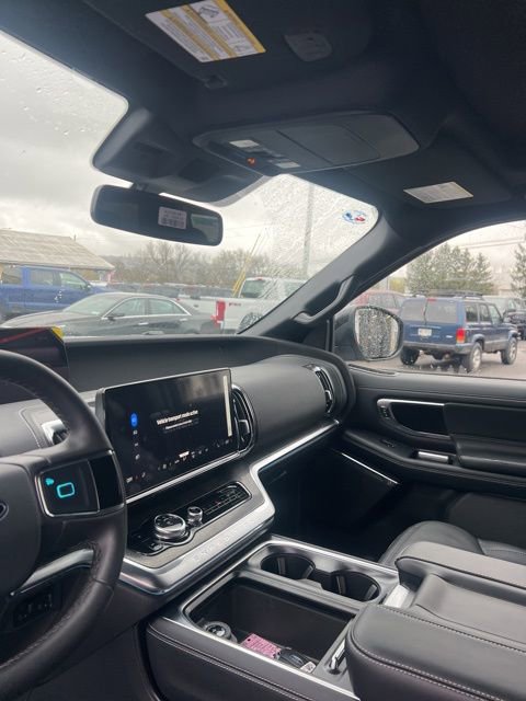 Used 2026 Ford Expedition Max Platinum AWD/4WD image 36