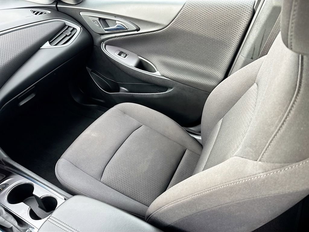 Used 2022 Chevrolet Malibu LT image 22