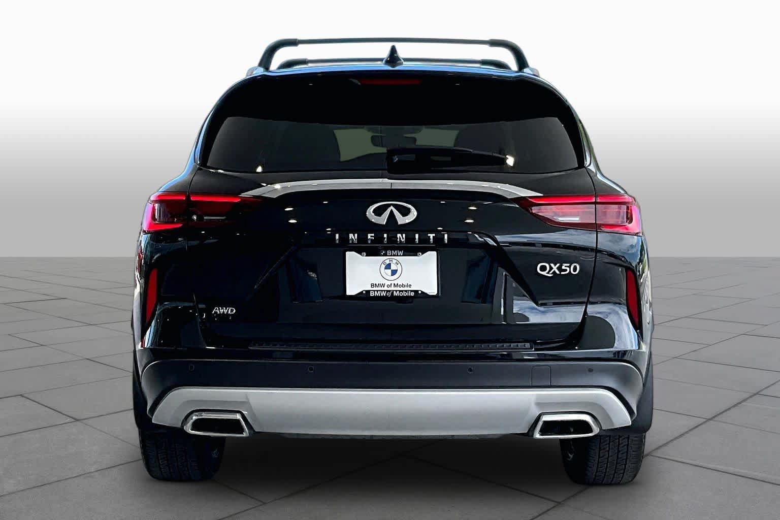 Used 2023 INFINITI QX50 Sensory w/ Accent Package AWD/4WD image 4