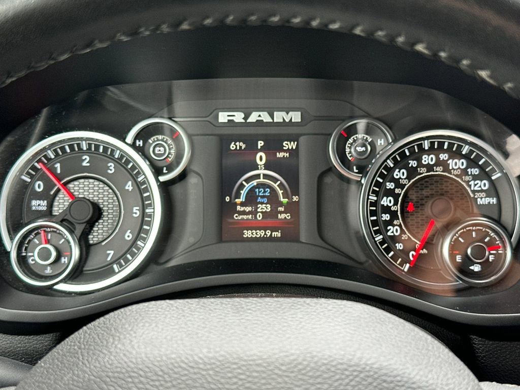 Used 2024 RAM 2500 Big Horn AWD/4WD image 22