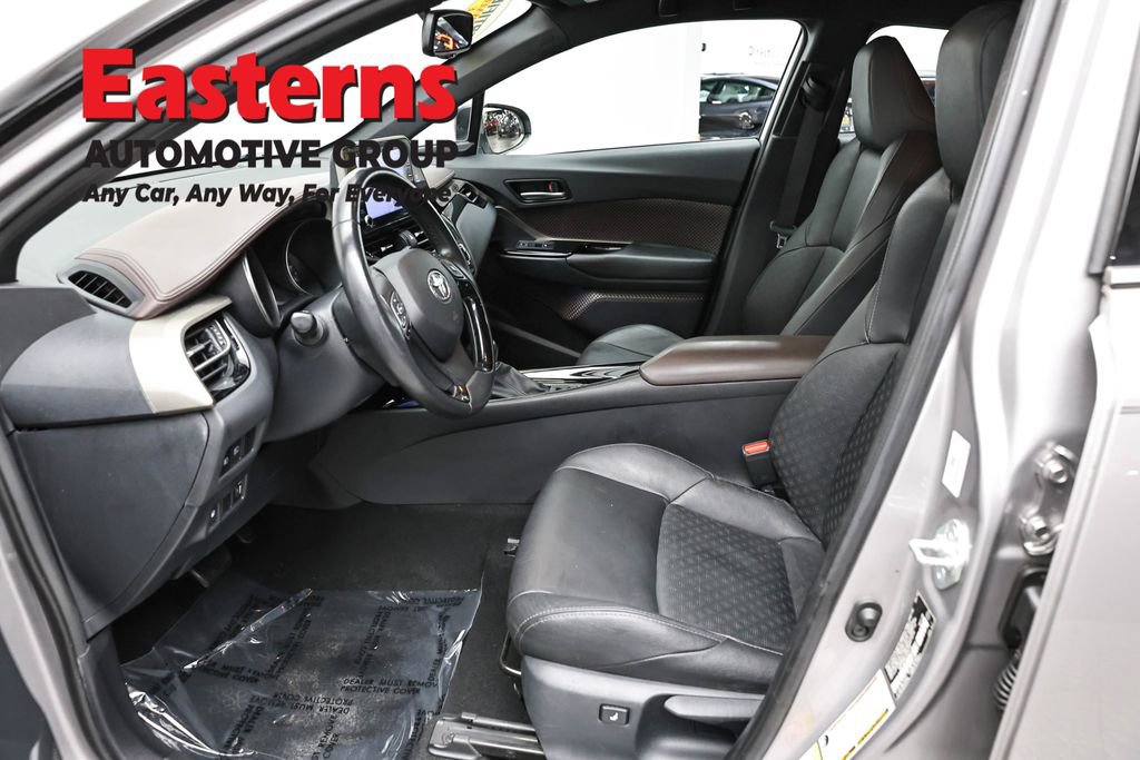 Used 2019 Toyota C-HR Limited FWD image 14