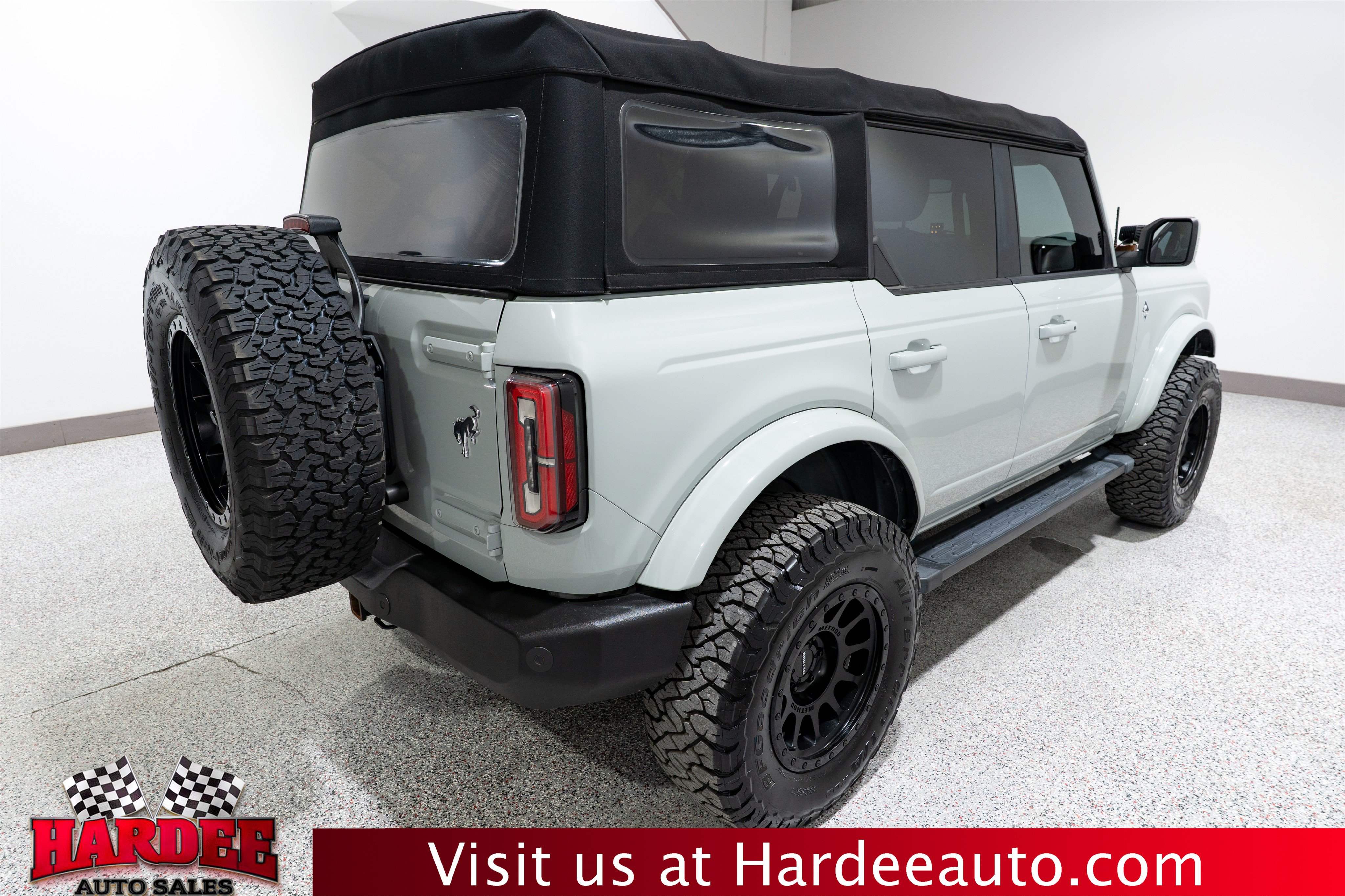 Used 2023 Ford Bronco Outer Banks AWD/4WD image 5