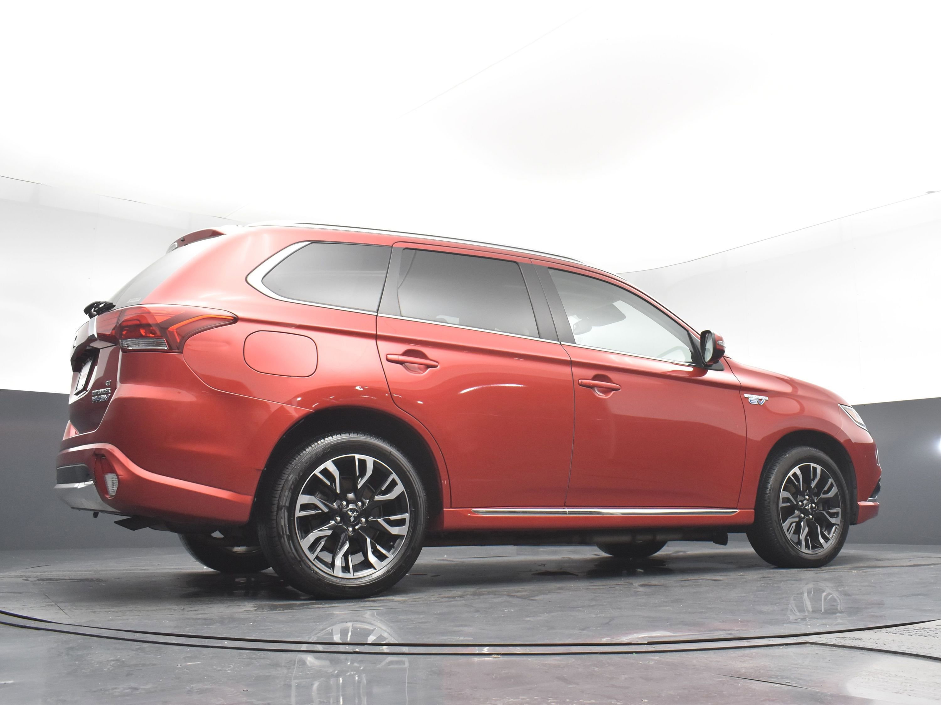 Used 2018 Mitsubishi Outlander GT image 24
