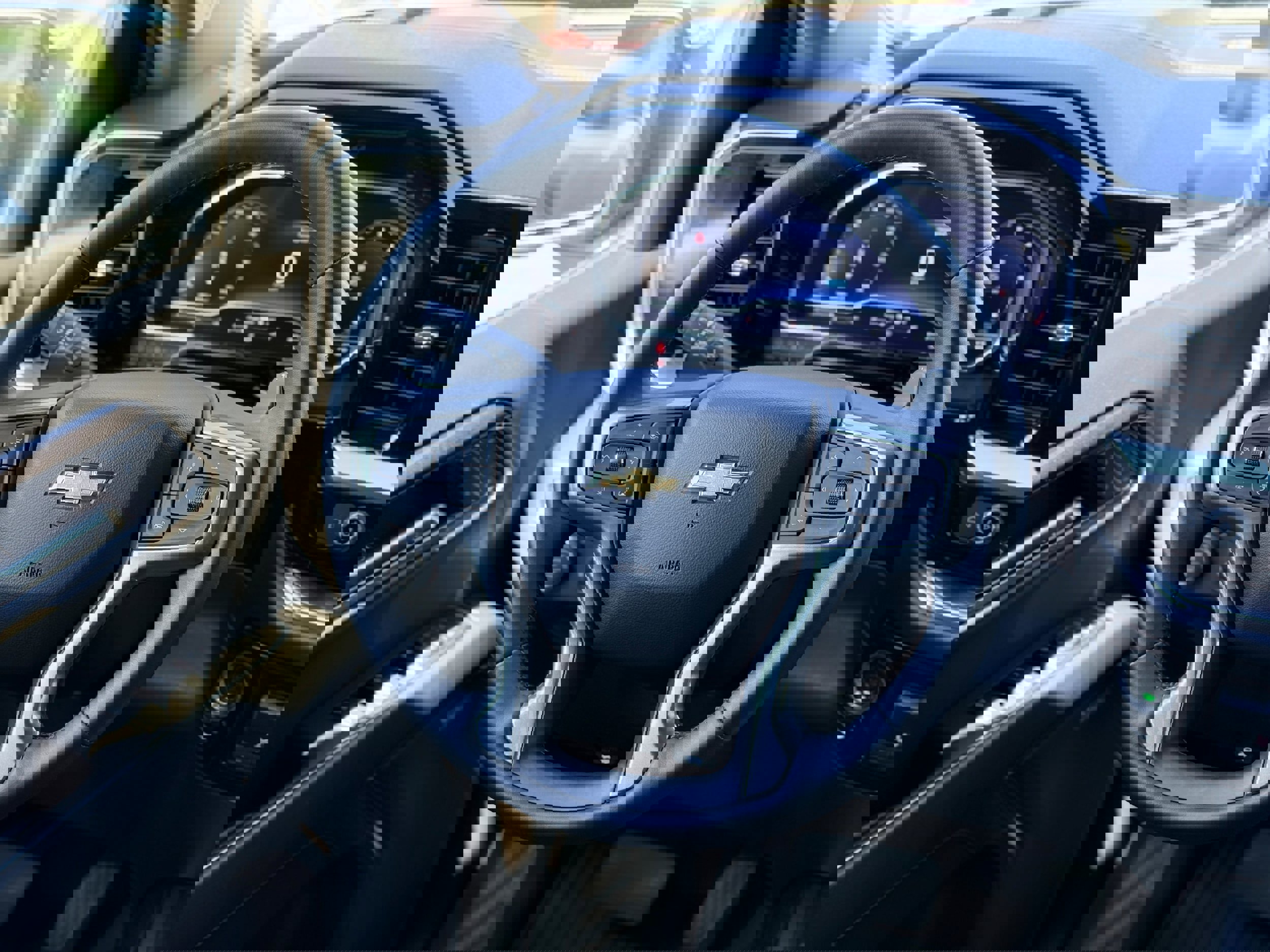 Used 2023 Chevrolet Silverado 1500 LTZ w/ LTZ Premium Package image 18