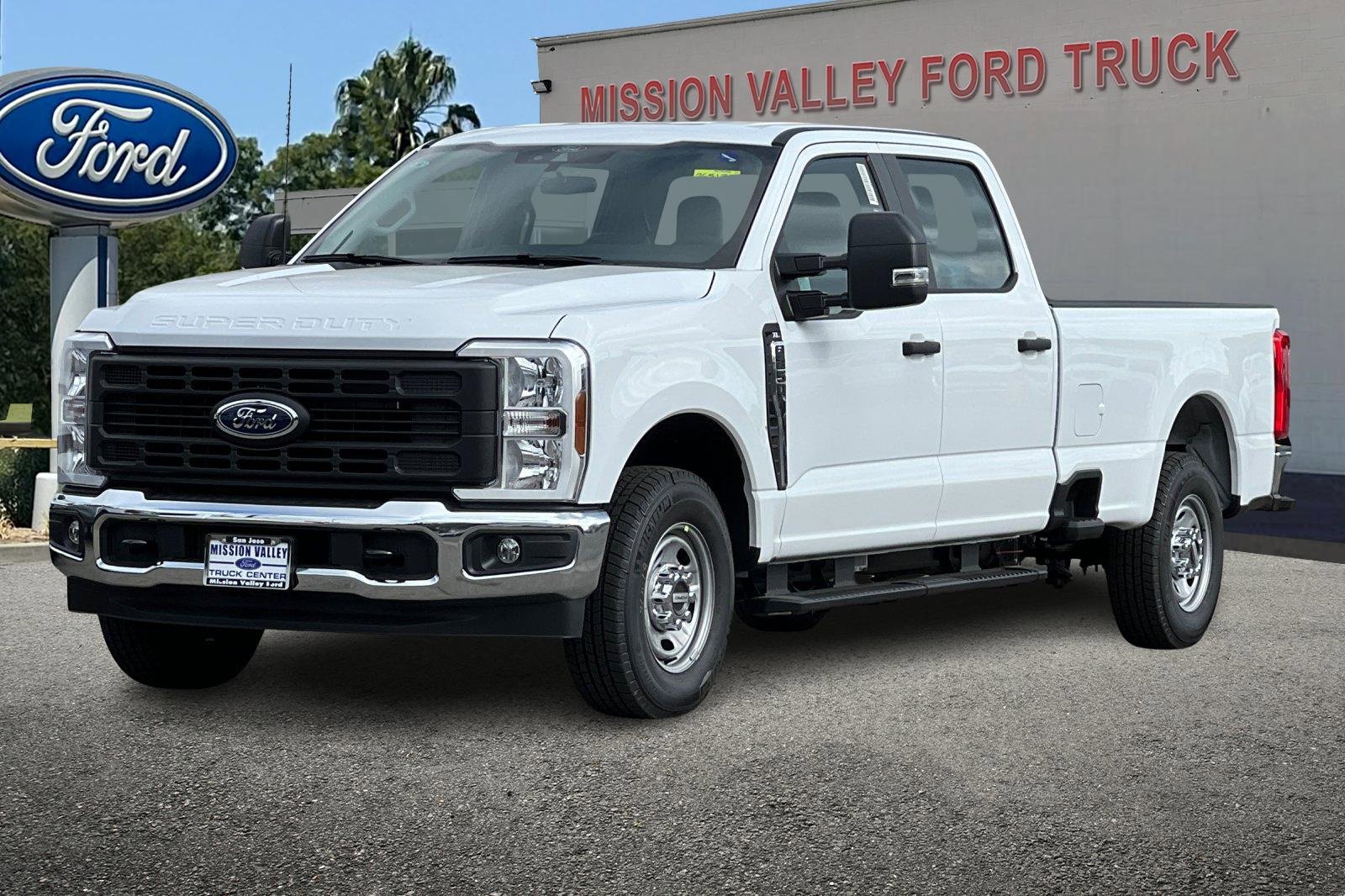 New 2026 Ford F250 XL w/ XL Chrome Package image 8