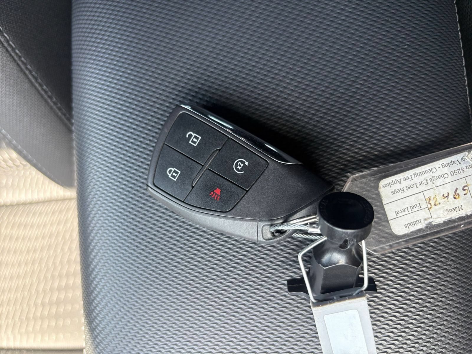 Used 2025 Chevrolet Equinox LT AWD/4WD image 25