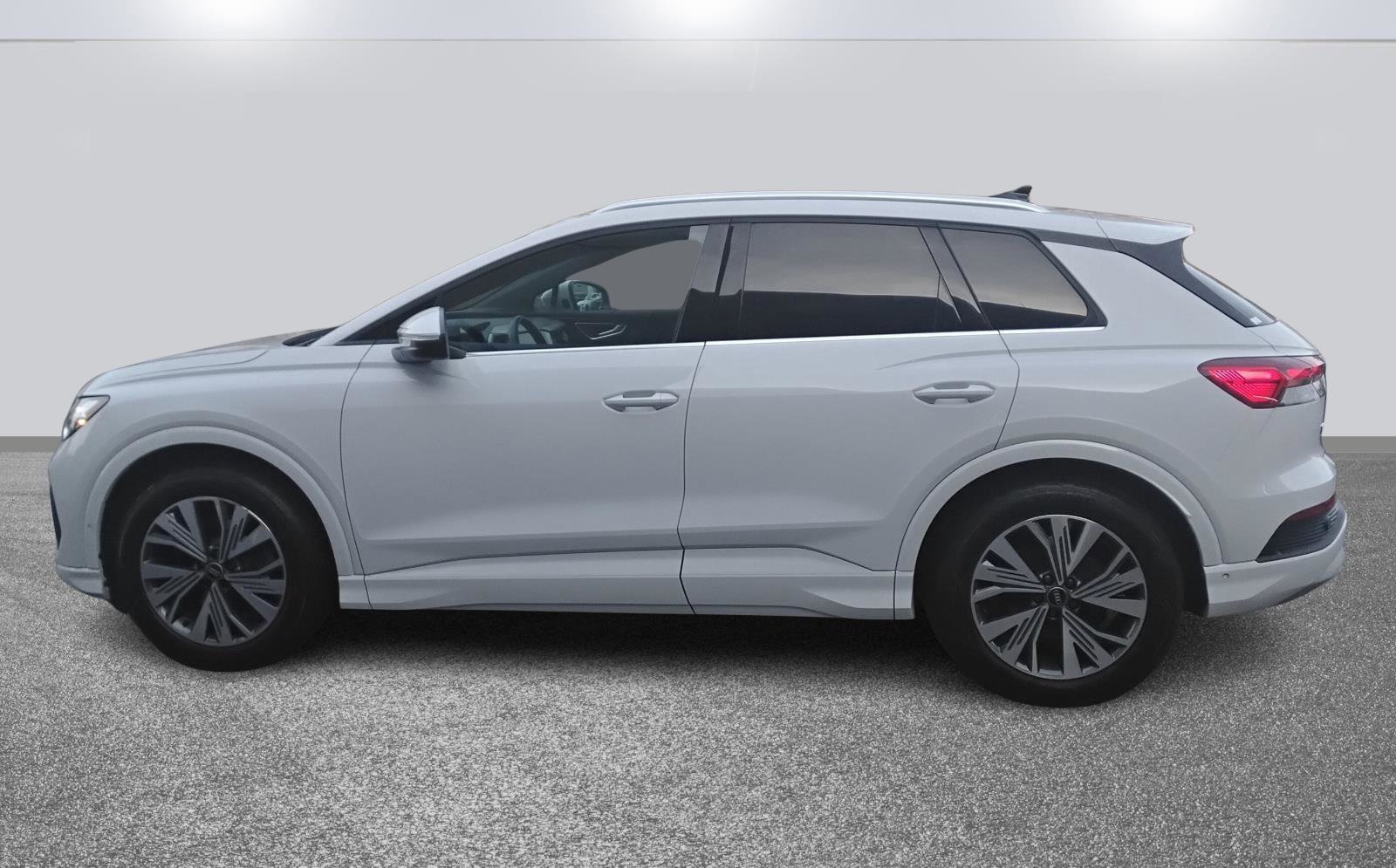 Certified 2023 Audi Q4 e-tron Premium Plus w/ Premium Plus image 6