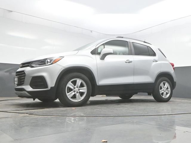 Used 2019 Chevrolet Trax LT w/ LT Convenience Package image 28