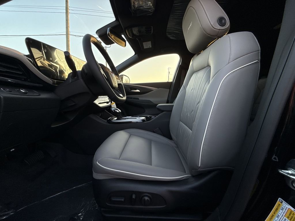 New 2026 Buick Envista Avenir image 13